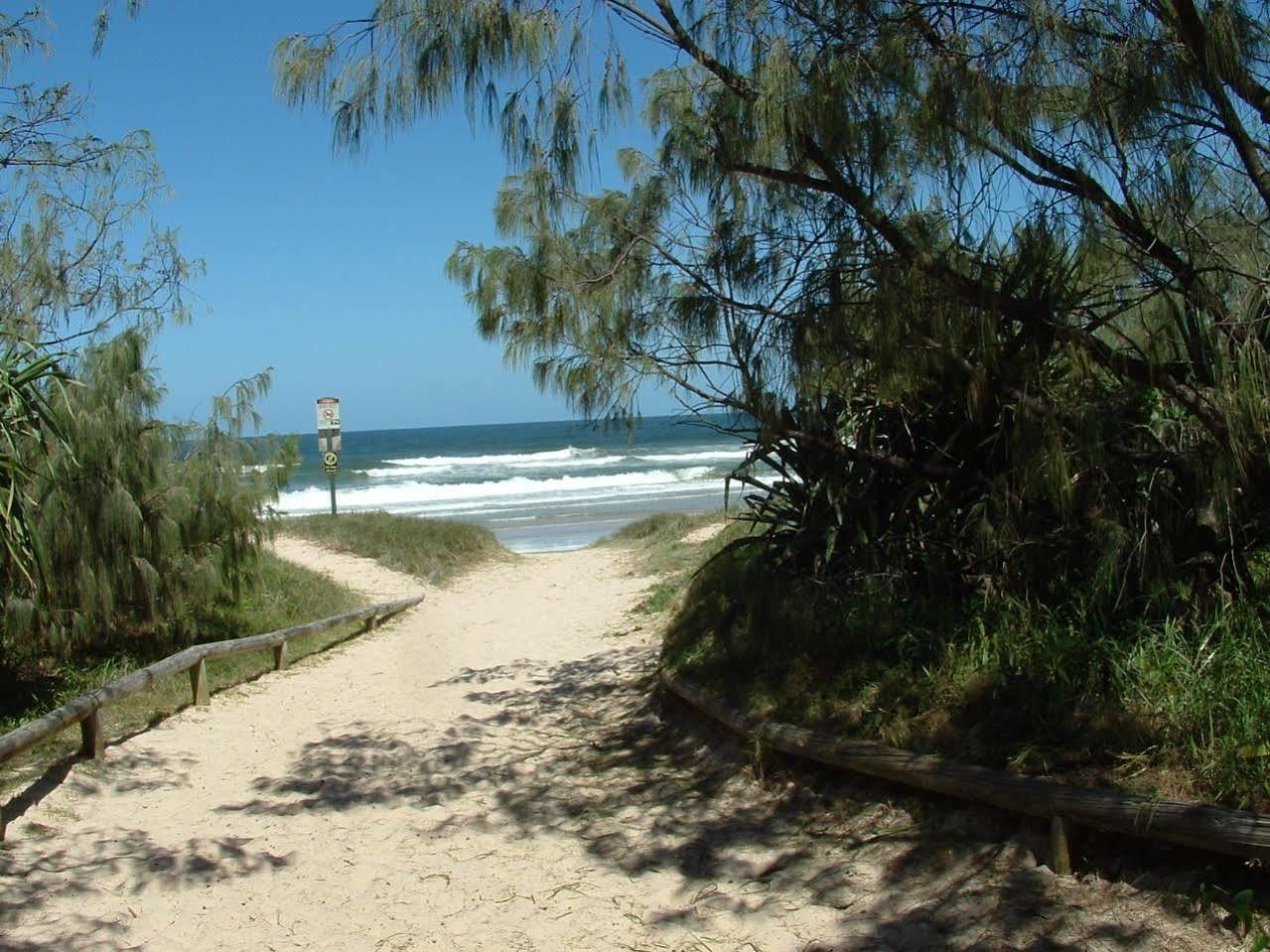 Beachcomber Peregian Beach Aparthotel Exteriör bild